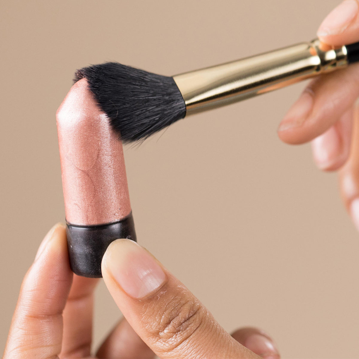 Glow To Town Brush