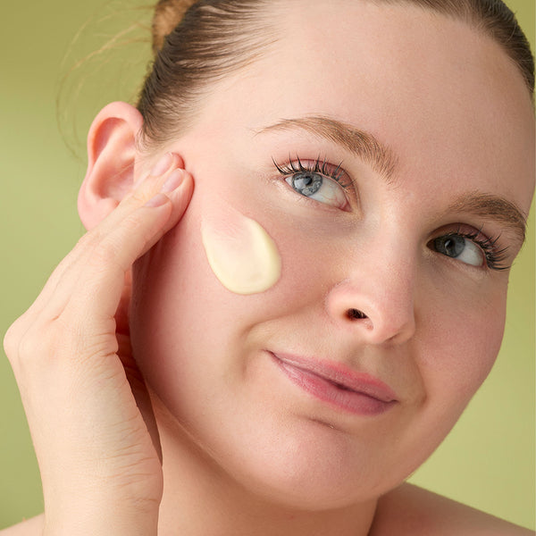 Honey, Beeswax And Almond Oil