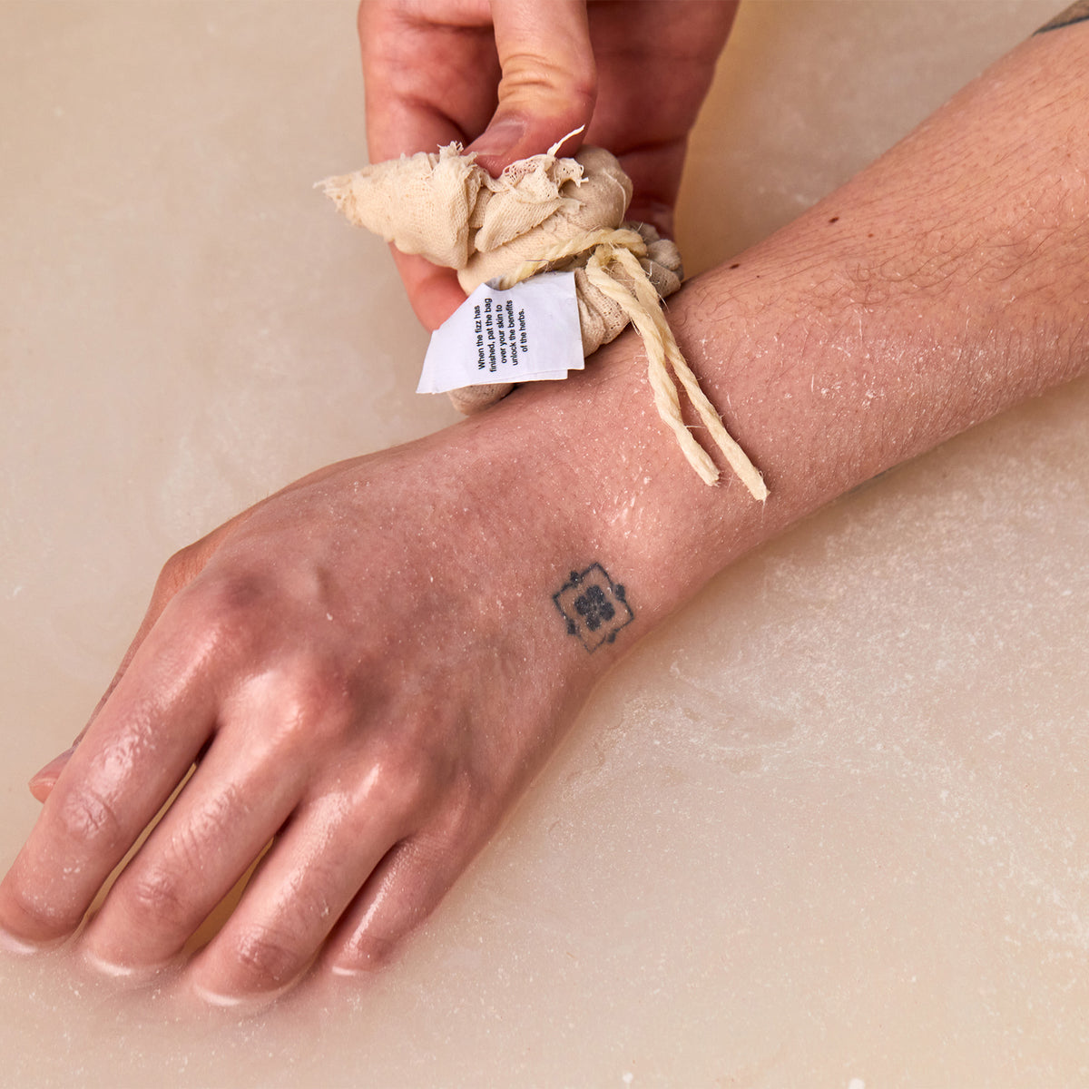 Moisturising Coconut And Mullein Cataplasm